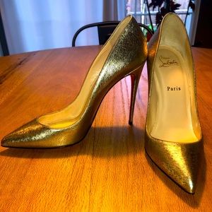 Louboutin so Kate pumps - metallic gold size 39.5